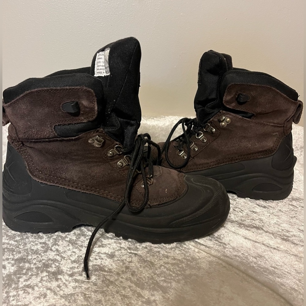 Itasca Brown Suede Thermolite Boots, waterproof.